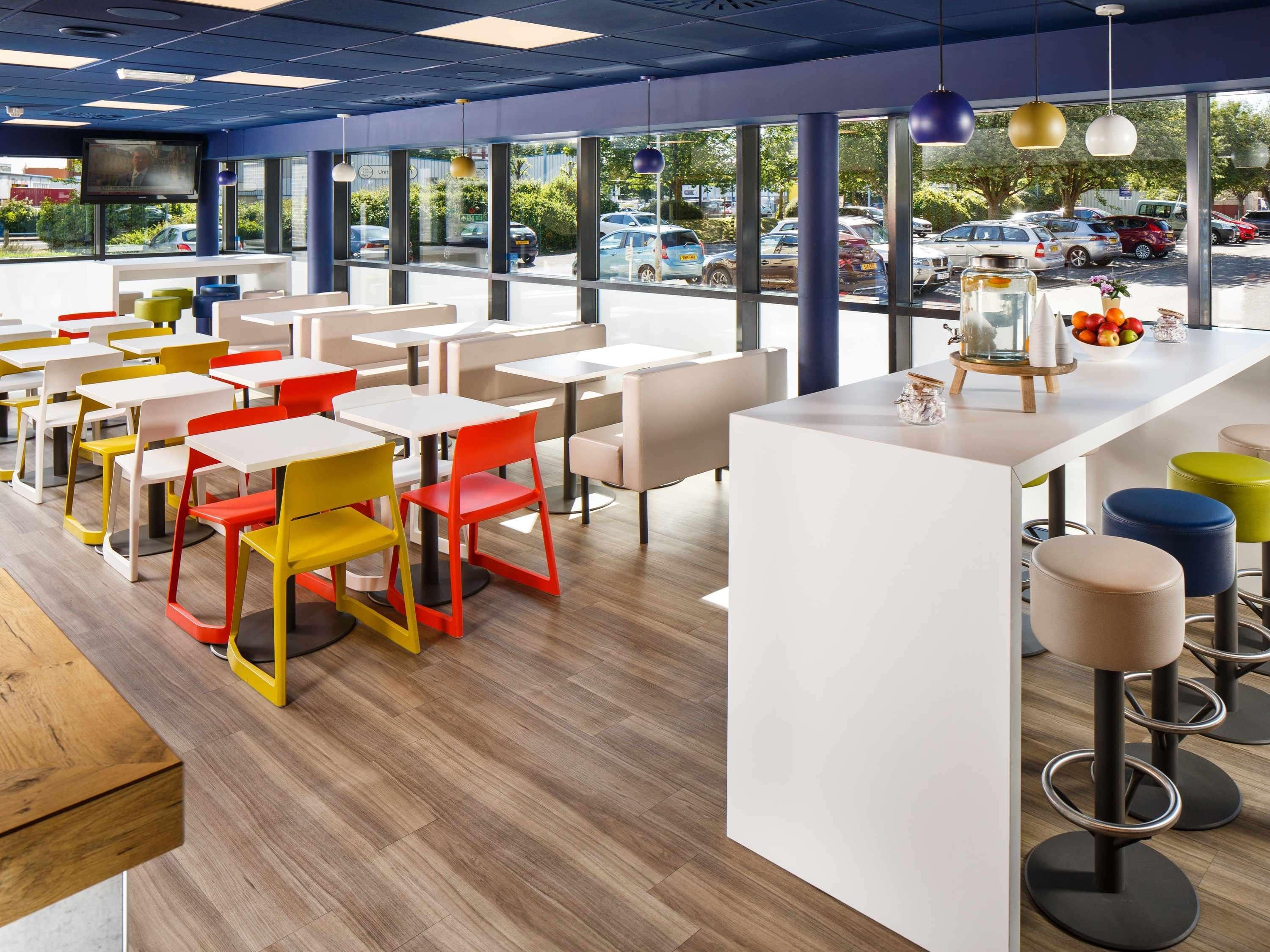 Ibis Budget Portsmouth Exteriör bild